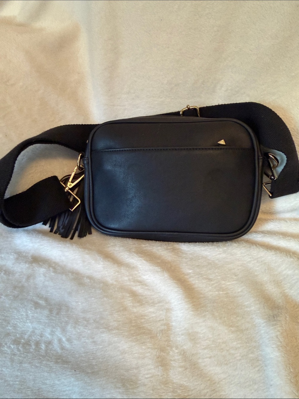 Threaded Pear Black Crossbody Leather Crossbody